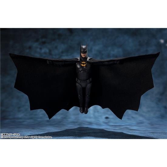 Flash: Batman S.H. Figuarts Action Figure 15 cm