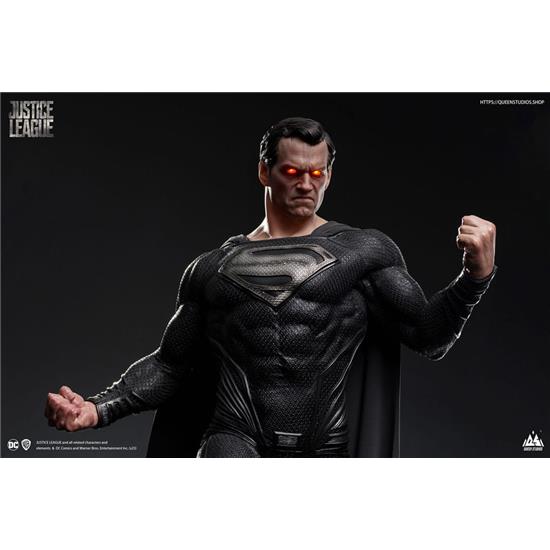 Superman: Superman Black Suit Version Special Edition Statue 1/3 80 cm