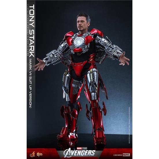 Avengers: Tony Stark (Mark VII Suit-Up Version) Movie Masterpiece Action Figure 1/6 31 cm
