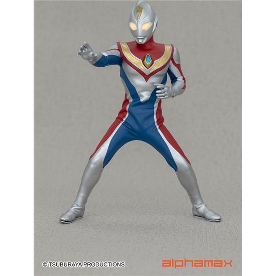 Ultraman: Dyna Light-Up Action Figure 16 cm