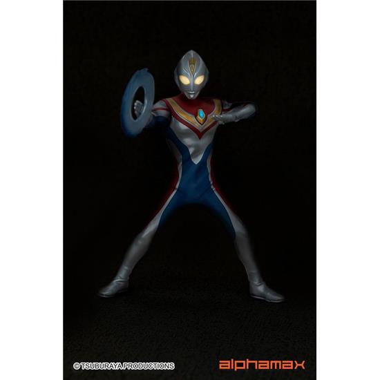 Ultraman: Dyna Light-Up Action Figure 16 cm