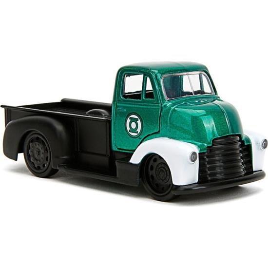 Green Lantern: Green Lantern 1952 Chevy COE Diecast Model 1/32