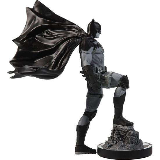 Batman: Batman Black & White by Mitch Gerads Statue 20 cm