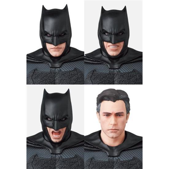 Batman: Batman Zack Snyder´s Justice League Ver. MAFEX Action Figure 16 cm