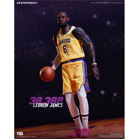 NBA: Lebron James Special Edition Real Masterpiece Action Figure 1/6 30 cm