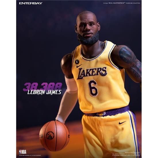 NBA: Lebron James Special Edition Real Masterpiece Action Figure 1/6 30 cm