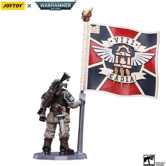 Warhammer: Astra Militarum Cadian Command Squad Veteran with Regimental Standard Action Figure 1/18 12 cm