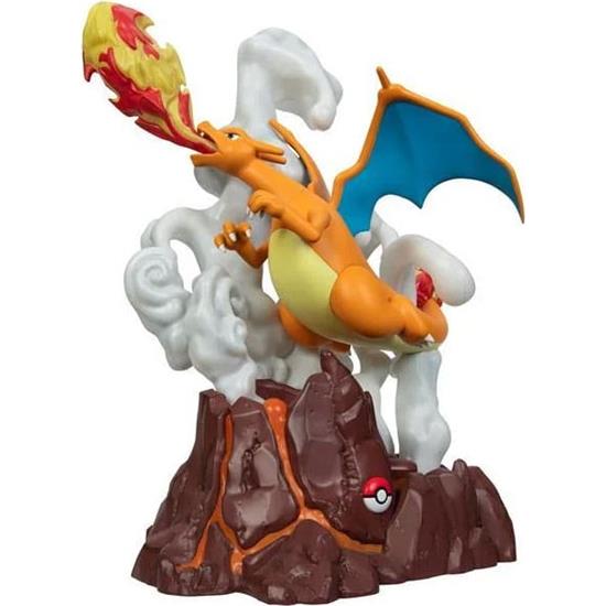 Pokémon: Charizard Deluxe Collector Action Figure 39 cm