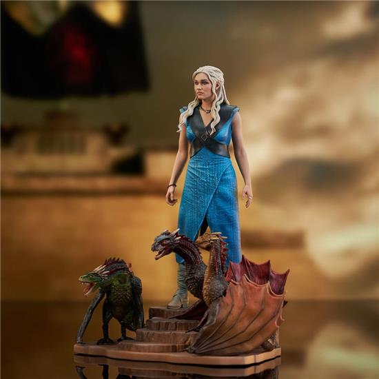 Game Of Thrones: Daenerys Targaryen Deluxe Gallery Statue 24 cm