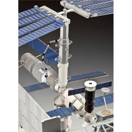 NASA: International Space Station ISS Samlesæt 1/144 25th Anniversary Platinum Edition 74 cm