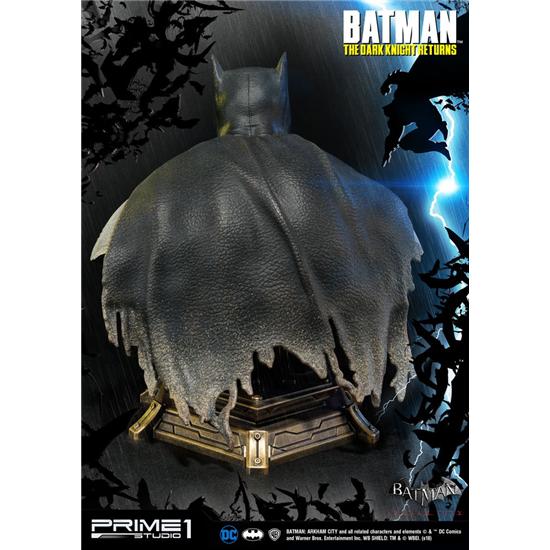 Batman: Batman The Dark Knight Returns Premium Bust Batman 27 cm