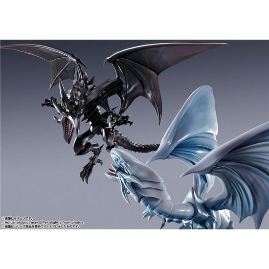 Manga & Anime: Red Eyes Black Dragon Duel Monsters S.H. Monster Arts Action Figure 22 cm