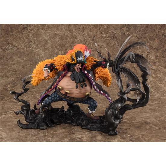 Manga & Anime: Marshall D. Teach -Kurouzu- FiguartsZERO Extra Battle Statue 24 cm