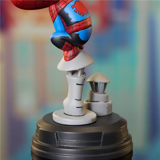 Marvel: Spider-Man on Chimney Marvel Animated Statue 15 cm