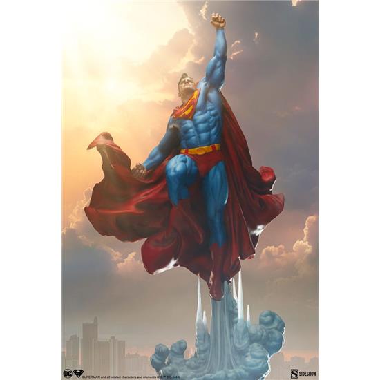 Superman: Superman DC Comics Premium Format Statue 84 cm