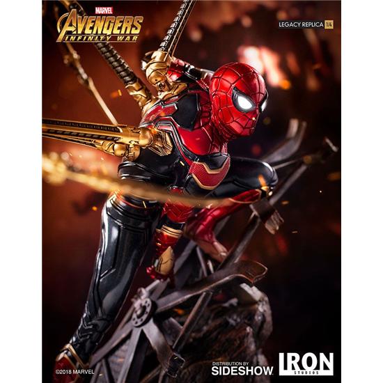 Avengers: Avengers Infinity War Legacy Replica Statue 1/4 Iron Spider-Man 64 cm