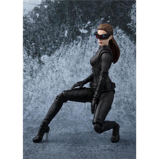 Batman: The Dark Knight S.H. Figuarts Action Figure Catwoman Tamashii Web Exclusive 15 cm