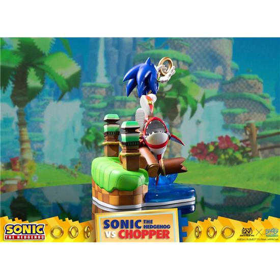 Sonic The Hedgehog: Sonic Generations Diorama Sonic vs Chopper 28 cm
