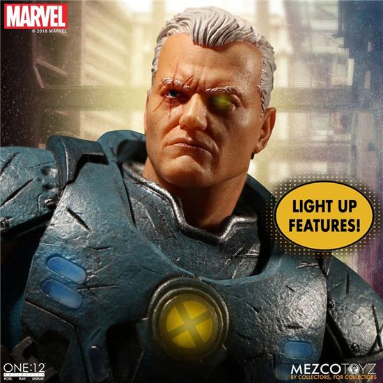 Marvel: Marvel Universe Light-Up Action Figure 1/12 Cable 17 cm