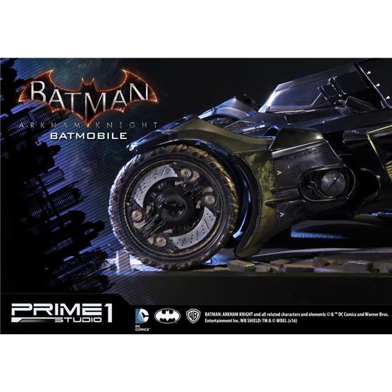 Batman: Batman Arkham Knight Museum Master Line Diorama 1/10 Batmobile 35 cm