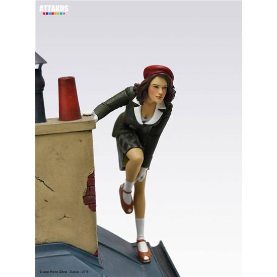 Flight of The Raven: Flight of The Raven Statue Jeanne On The Rooftops of Paris 24 cm