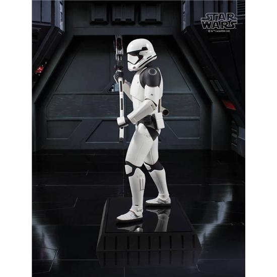 Star Wars: Star Wars Episode VIII Statue 1/6 Executioner Trooper 28 cm