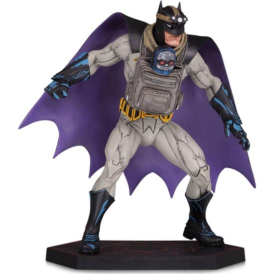 Batman: Dark Nights: Metal Statue Batman with Darkseid Baby 15 cm