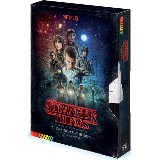 Stranger Things: Stranger Things Premium Notesbog A5 VHS