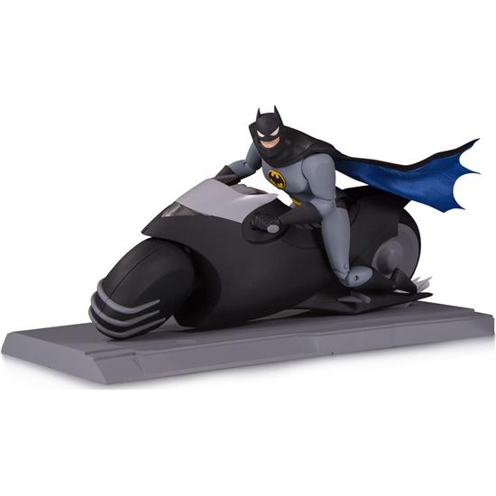Batman: Batman The Animated Series Action Figure Batman with Batcycle 15 cm