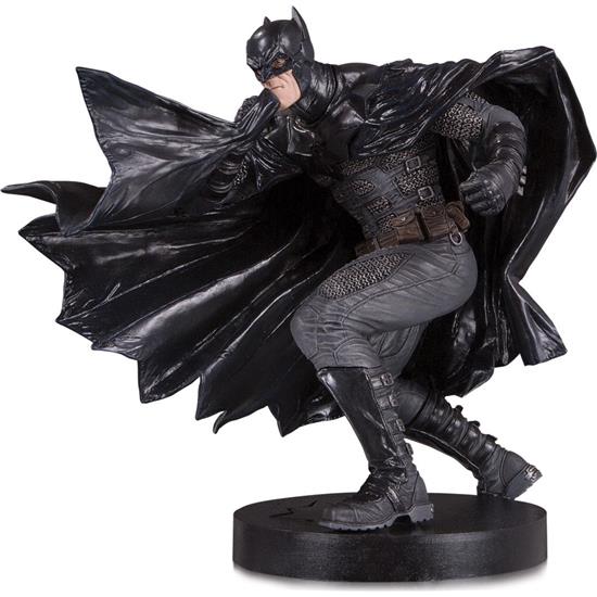 Batman: DC Designer Series Statue Black Label Batman by Lee Bermejo 23 cm