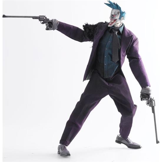 DC Comics: DC Steel Age Action Figure 1/6 The Joker 35 cm