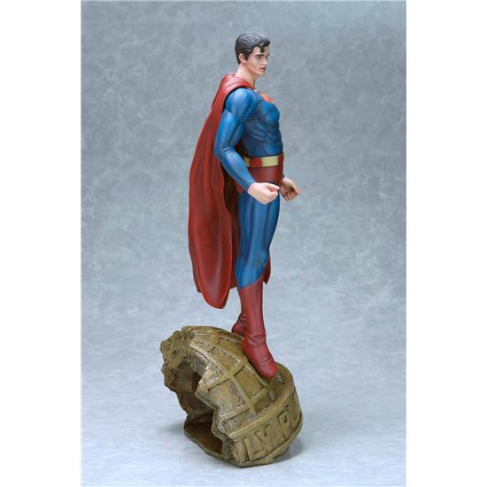 Luis Royo: DC Comics Fantasy Figure Gallery Statue 1/6 Superman (Luis Royo) 35 cm