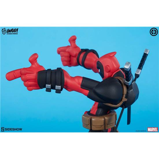 Deadpool: Marvel Super Heroes in Sneakers PVC Statue Wade by Tracy Tubera 22 cm