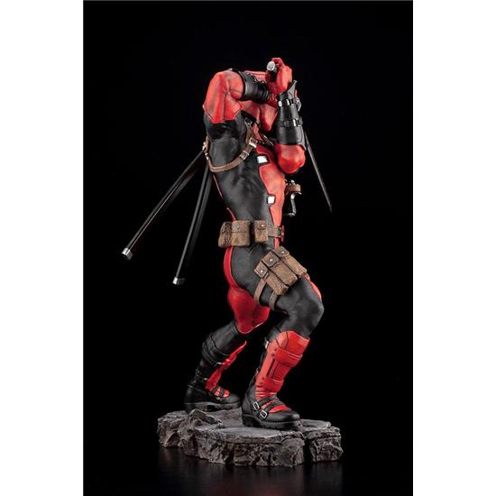 Deadpool: Deadpool Marvel Fine Art Statue 1/6 30 cm