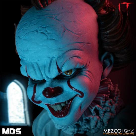 IT: Pennywise MDS Deluxe Action Figure 15 cm