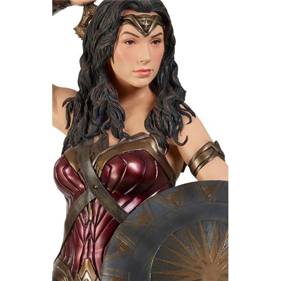 Marvel: Wonder Woman Life-Size Statue 224 cm