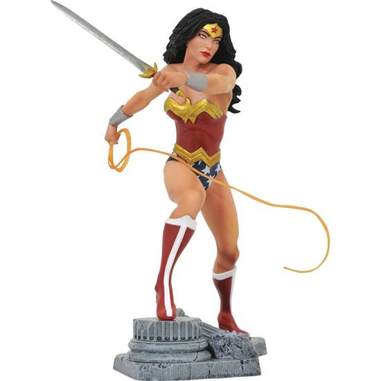 DC Comics: Wonder Woman Lasso Comic Statue 23 cm
