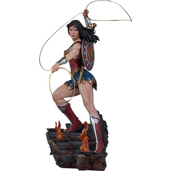 DC Comics: Wonder Woman Sideshow Exclusive Premium Format Figure 56 cm
