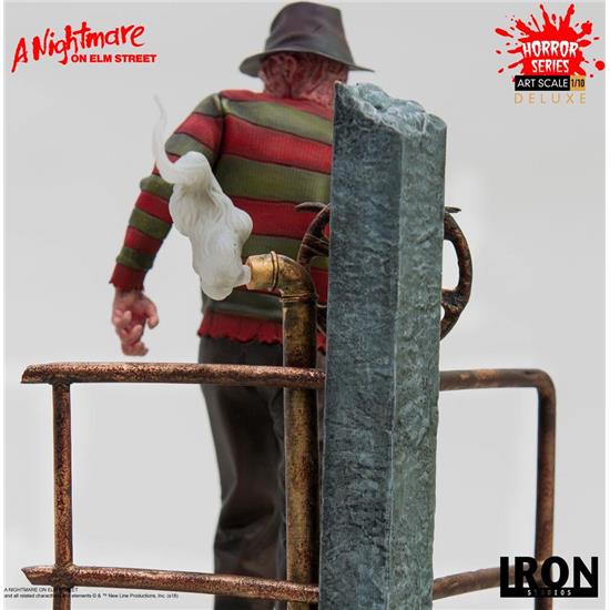 A Nightmare On Elm Street: Freddy Krueger Deluxe Art Scale Statue 1/10 19 cm