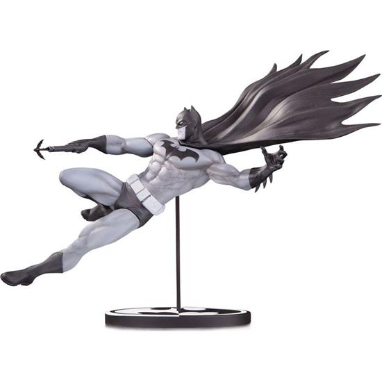 Batman: Batman Black & White Statue by Doug Mahnke 18 cm