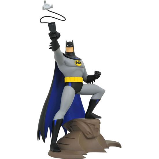 Batman:  Batman with Grappling Gun PVC Statue 25 cm