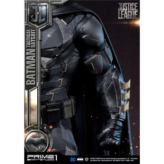 Justice League: Batman Tactical Batsuit Statue 88 cm