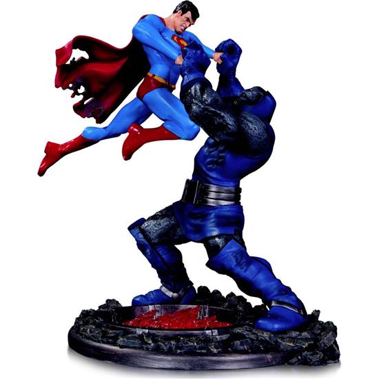 Superman: Superman vs. Darkseid 3nd Edition Statue 18 cm