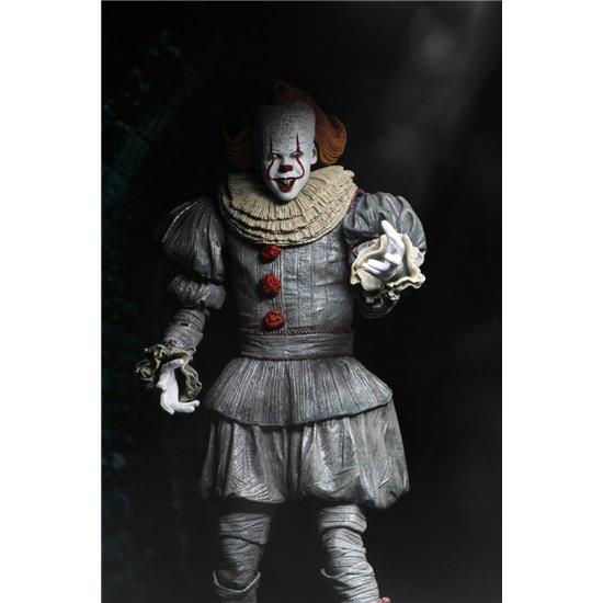 IT: Ultimate Pennywise It Chapter Two Action Figure 18 cm