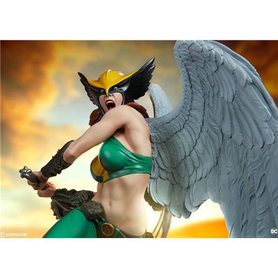 DC Comics: Hawkgirl Premium Format Figure 56 cm