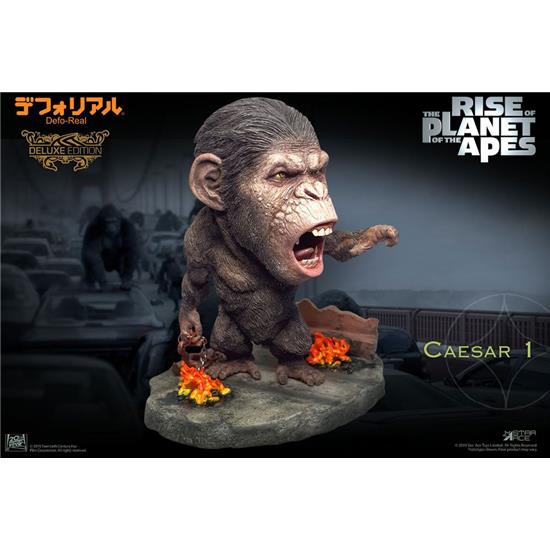 Planet of the Apes: Caesar Chain Ver. Deluxe Deform Real Series Soft Vinyl Statue 15 cm