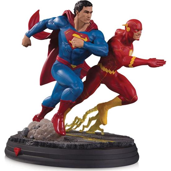 DC Comics: Superman vs The Flash Racing 2nd Edition Statue 26 cm
