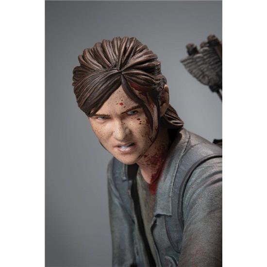 Last of Us: Ellie with Bow Statue 20 cm