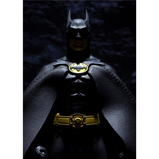Batman: Batman 1989 S.H. Figuarts Action Figure 15 cm
