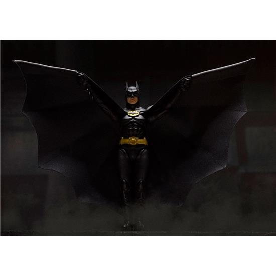 Batman: Batman 1989 S.H. Figuarts Action Figure 15 cm
